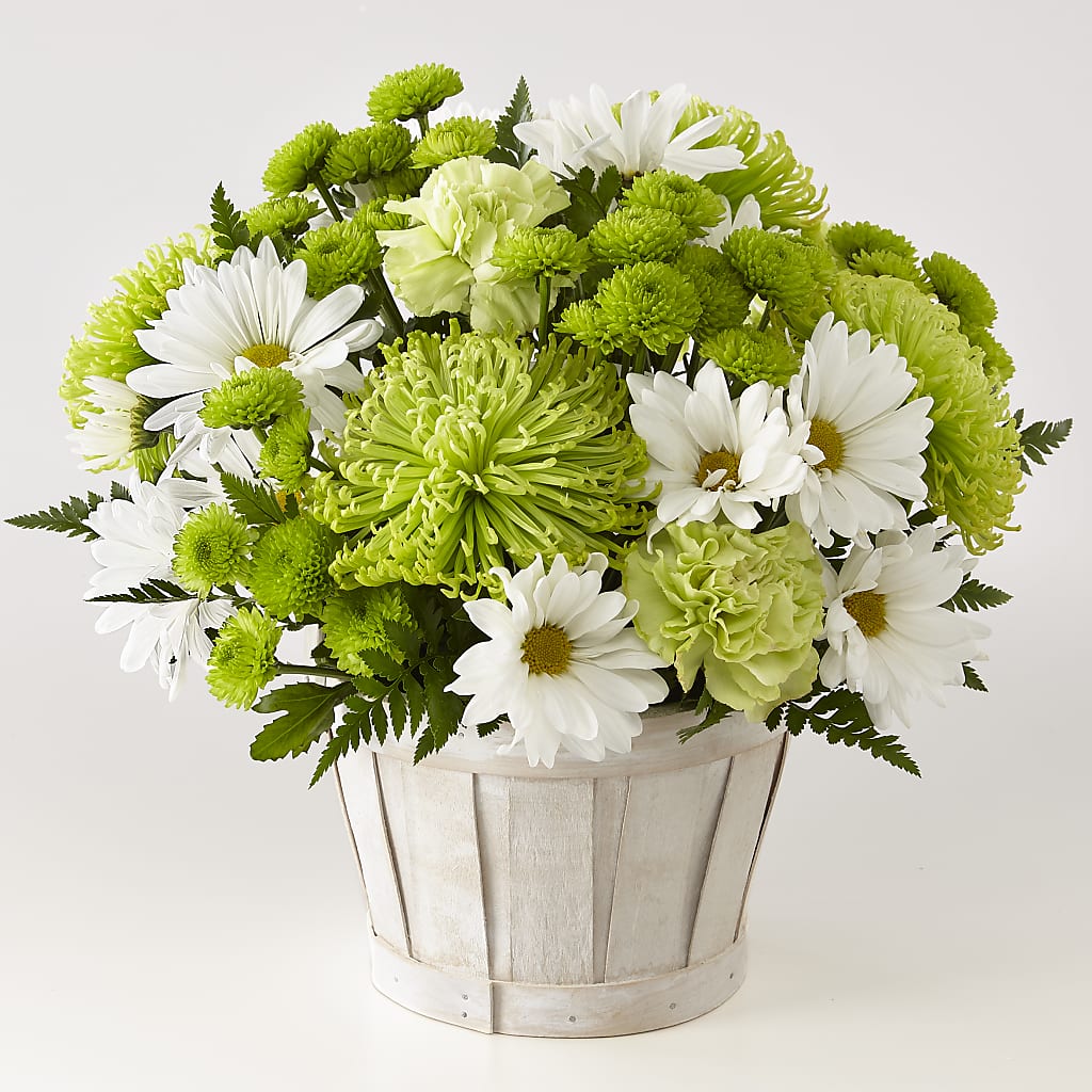 Lucky Charm Basket (Standard) – Jasmin Florist, S Richmond Hl NY