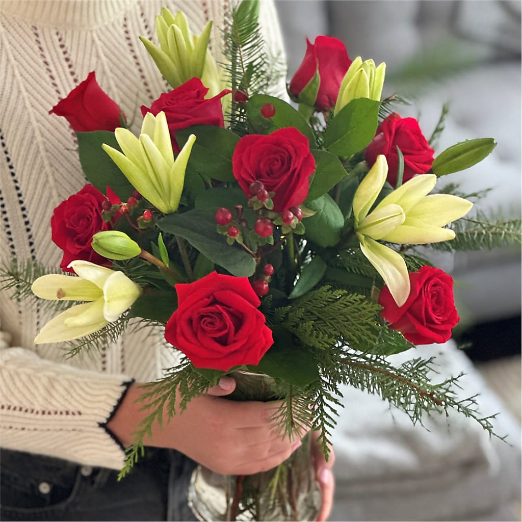 Glittering Lights Bouquet – Jasmin Florist, S Richmond Hl NY