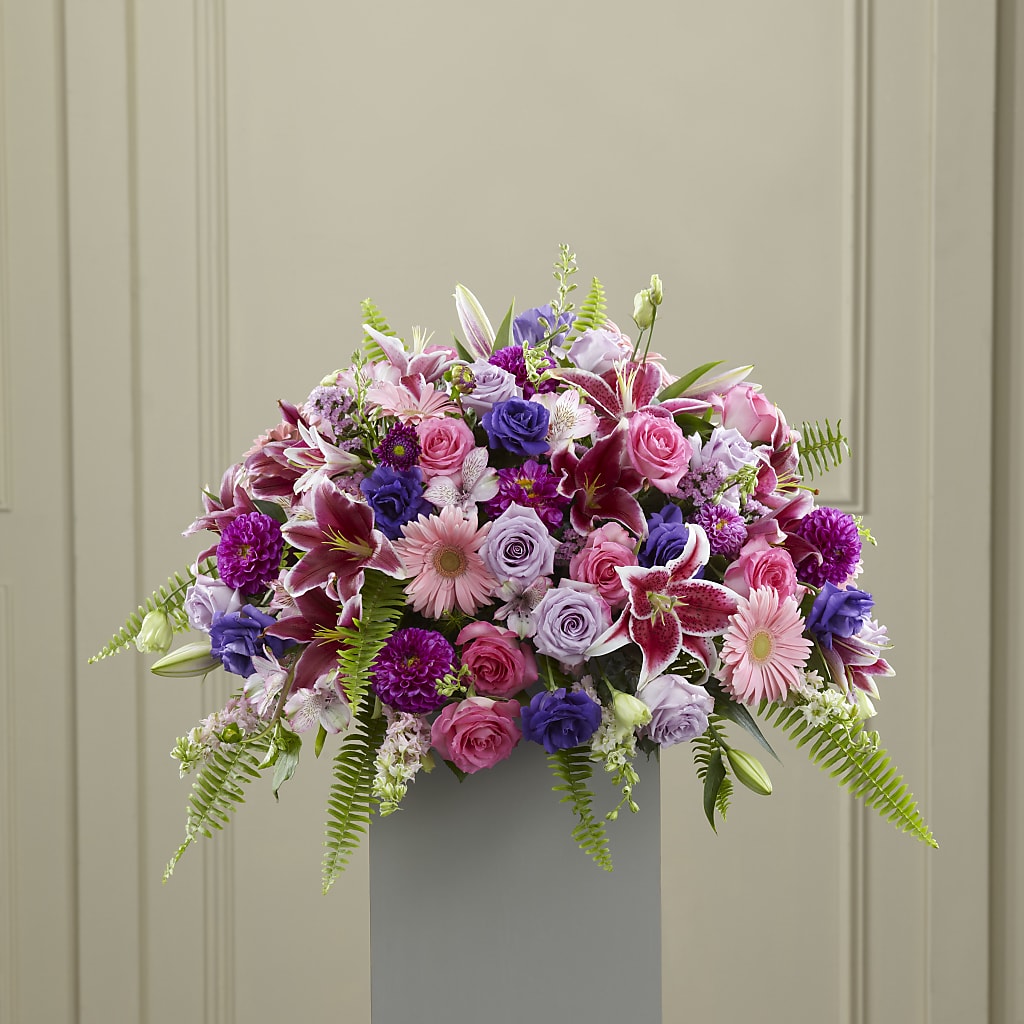 Fare Thee Well Pedestal – Jasmin Florist, S Richmond Hl NY