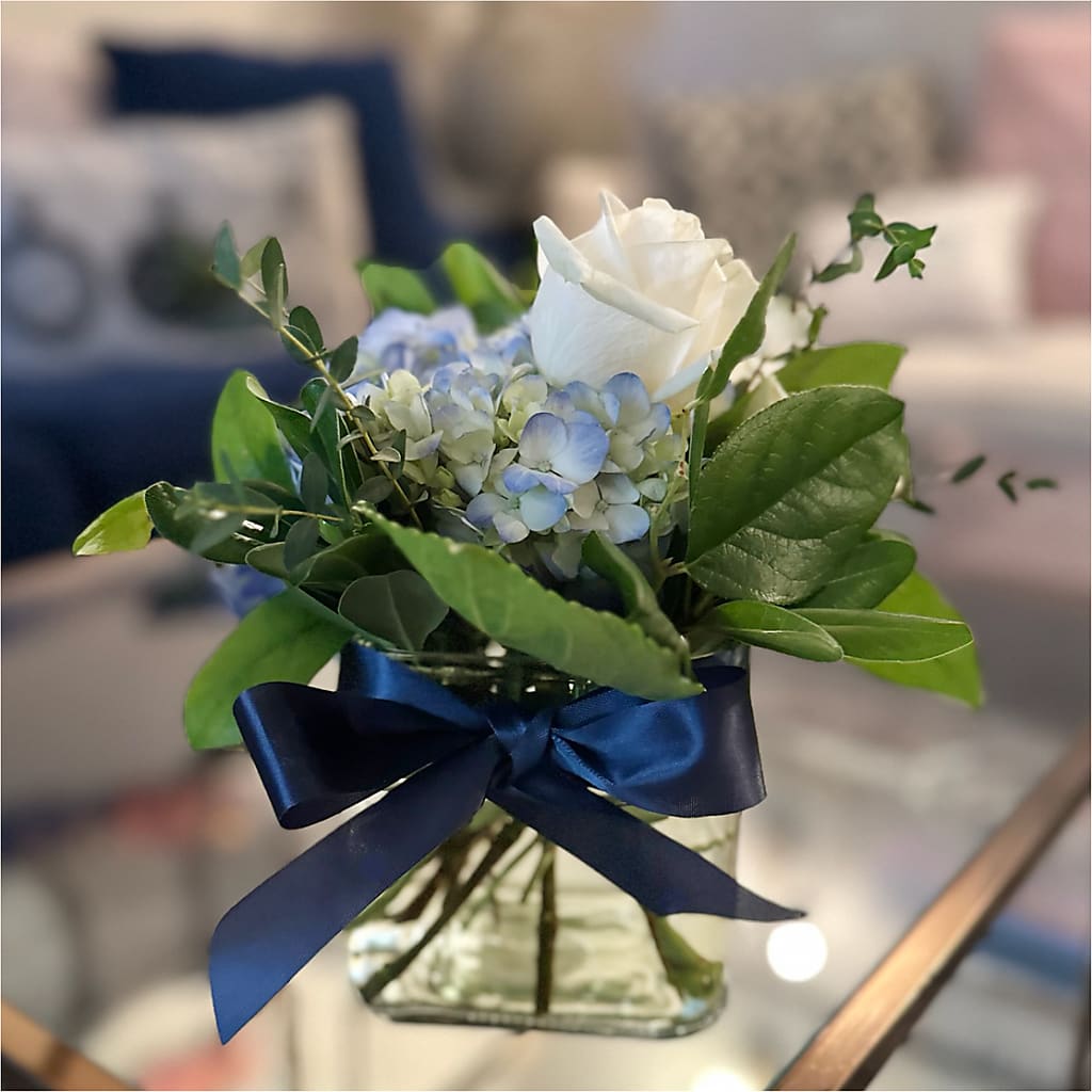 Sky Blue Delight Bouquet –  Jasmin Florist, S Richmond Hl NY