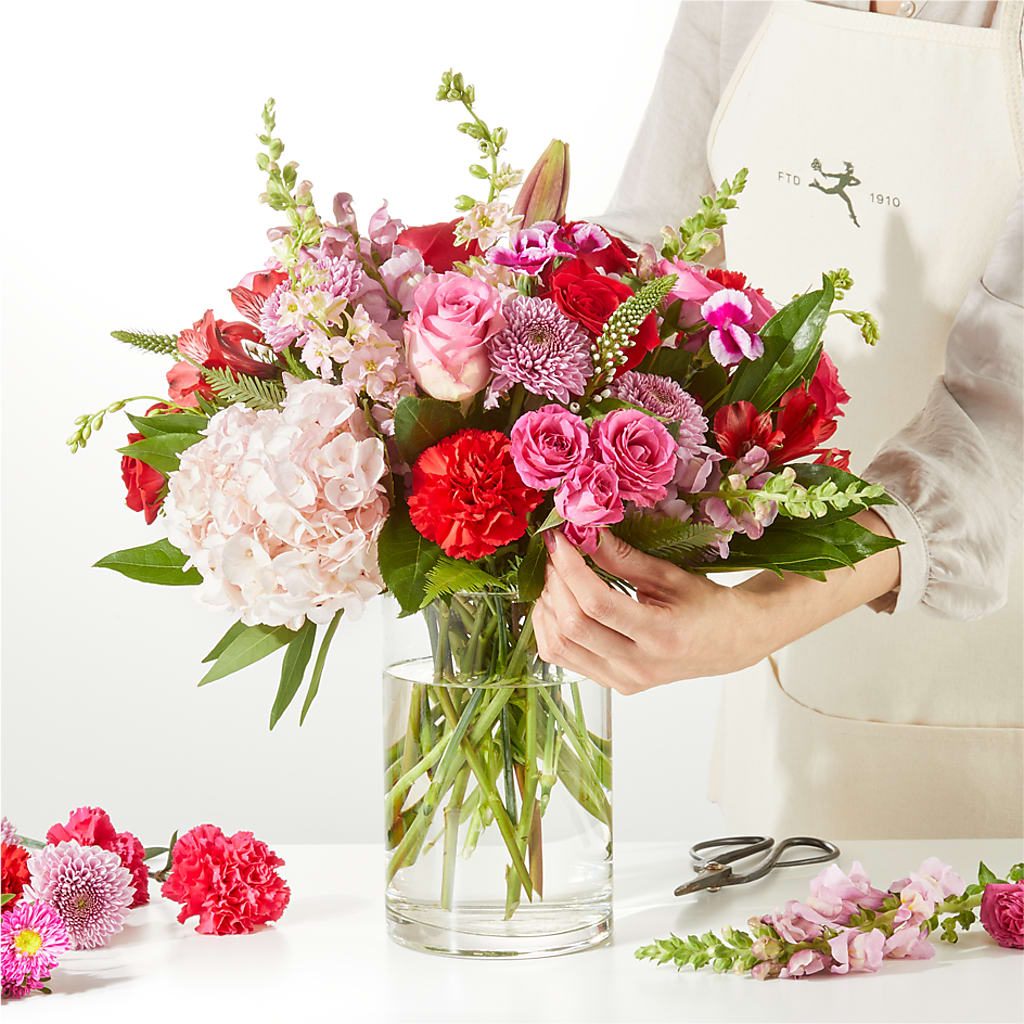 Swooning Over You - A Luxury Florist Original –  Jasmin Florist, S Richmond Hl NY