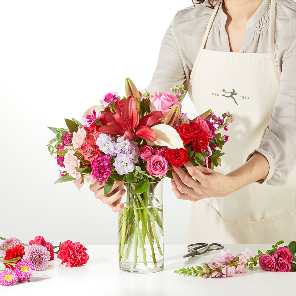 Swooning Over You - A Luxury Florist Original –  Jasmin Florist, S Richmond Hl NY