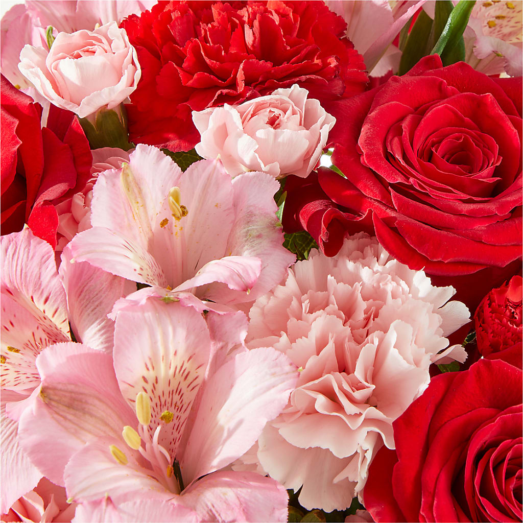 Candy Kisses Bouquet –  Jasmin Florist, S Richmond Hl NY