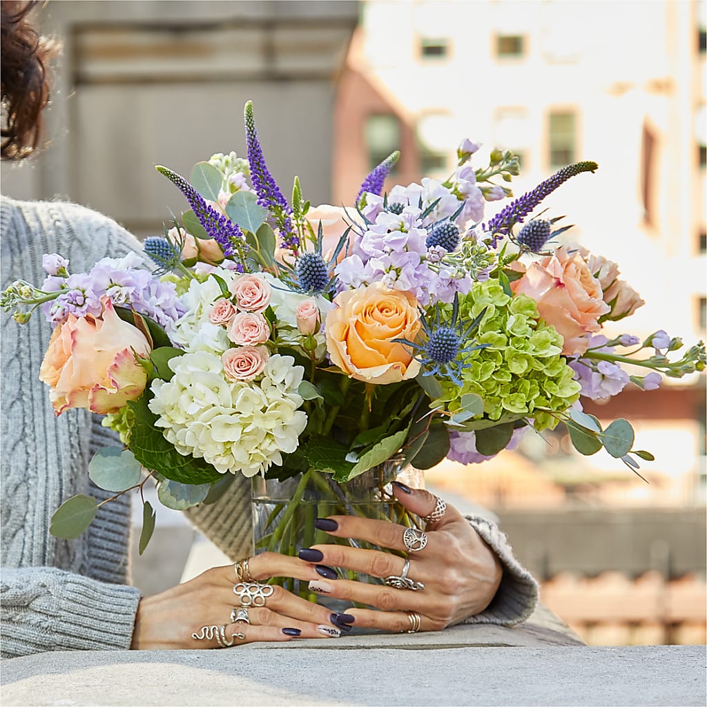 Porch Swing Bouquet –  Jasmin Florist, S Richmond Hl NY