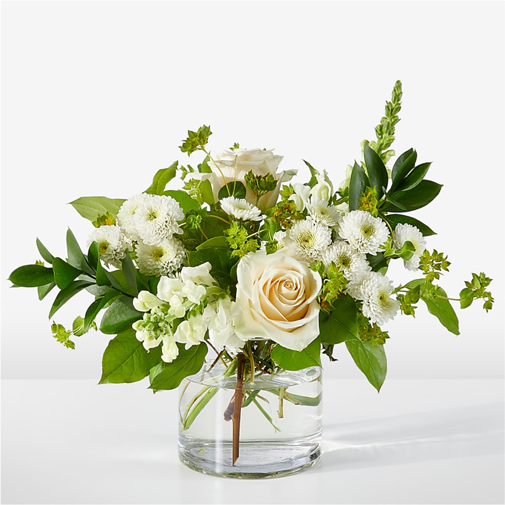 Hint of Vanilla Bouquet –  Jasmin Florist, S Richmond Hl NY