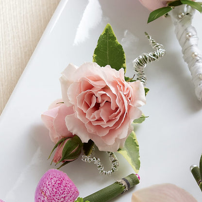 Pink Spray Rose Boutonniere –  Jasmin Florist, S Richmond Hl NY